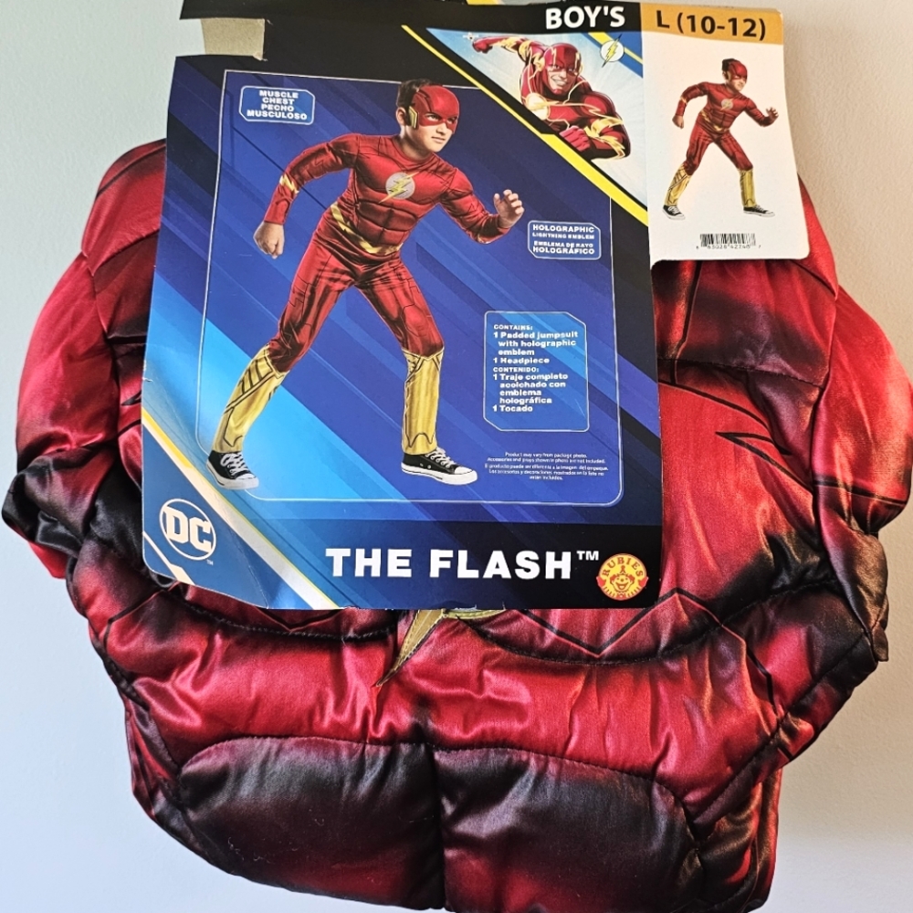 NWT-Rubies-The Flash DC Halloween Costume-Boy's-Large 10/12-Red & Gold